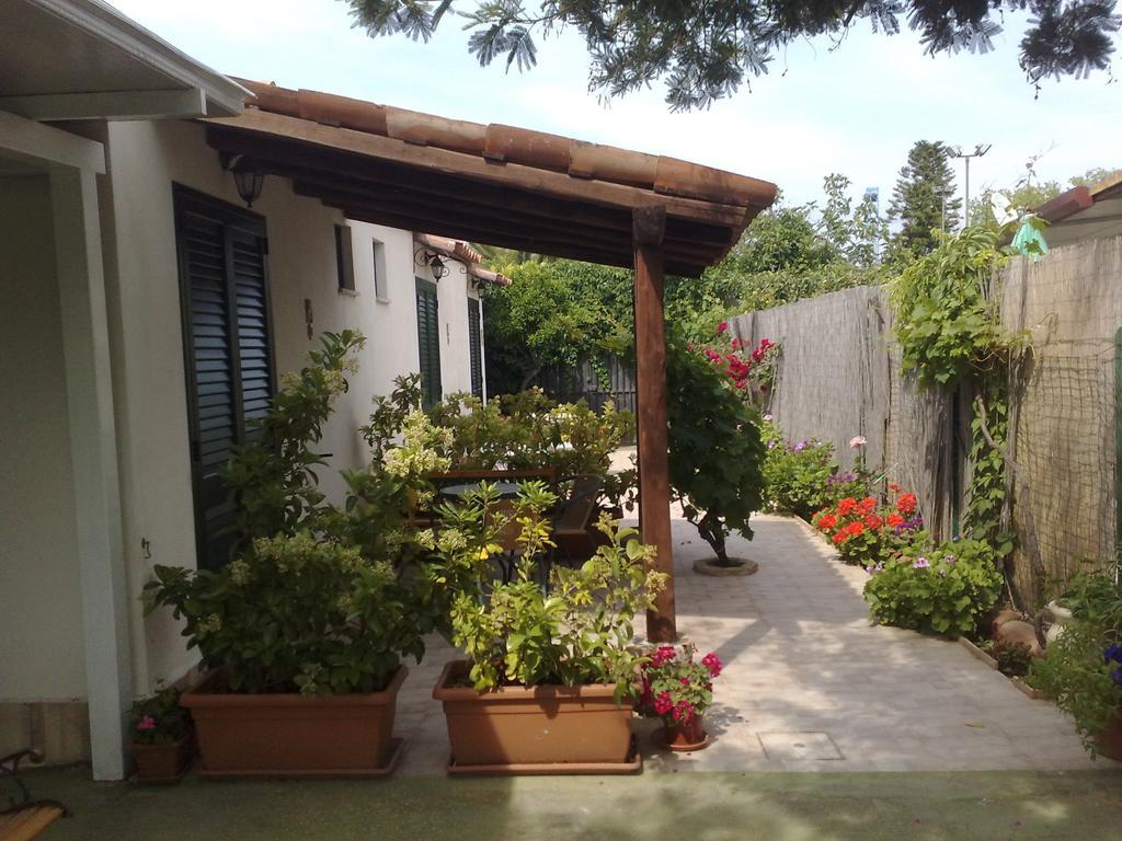 Villa Verdemare Naxos Giardini Naxos Bagian luar foto