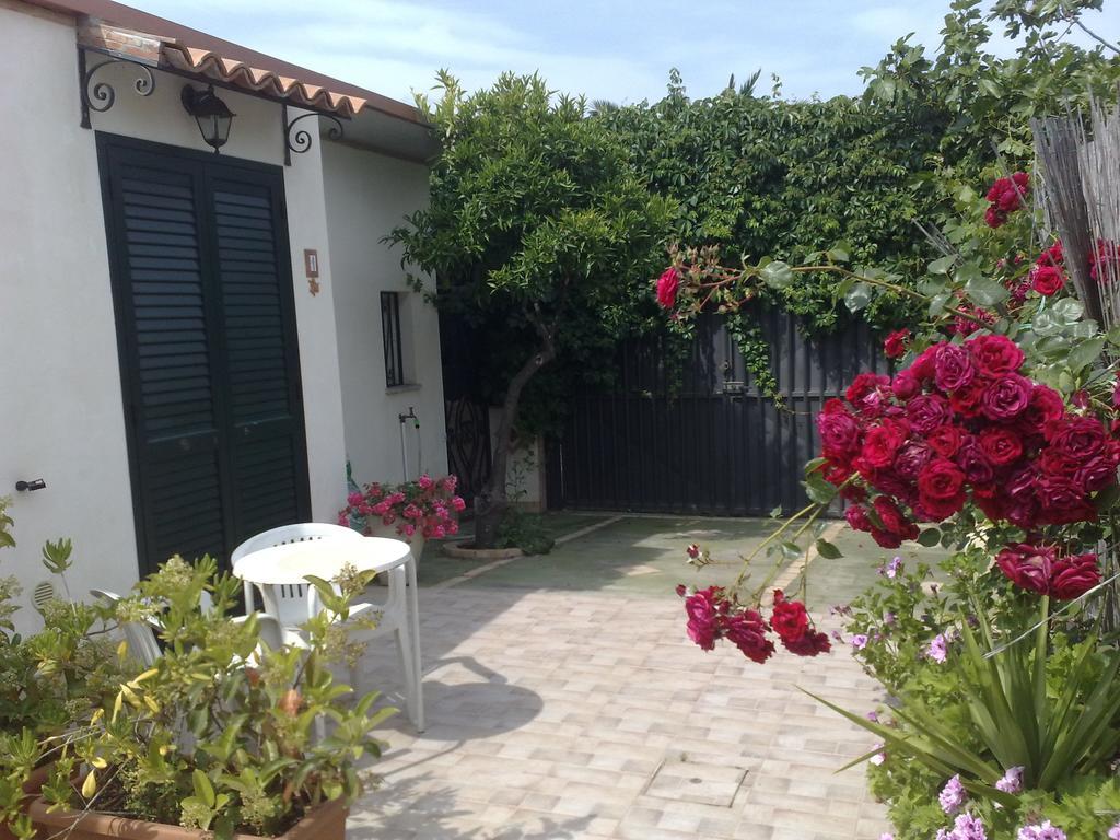 Villa Verdemare Naxos Giardini Naxos Bagian luar foto